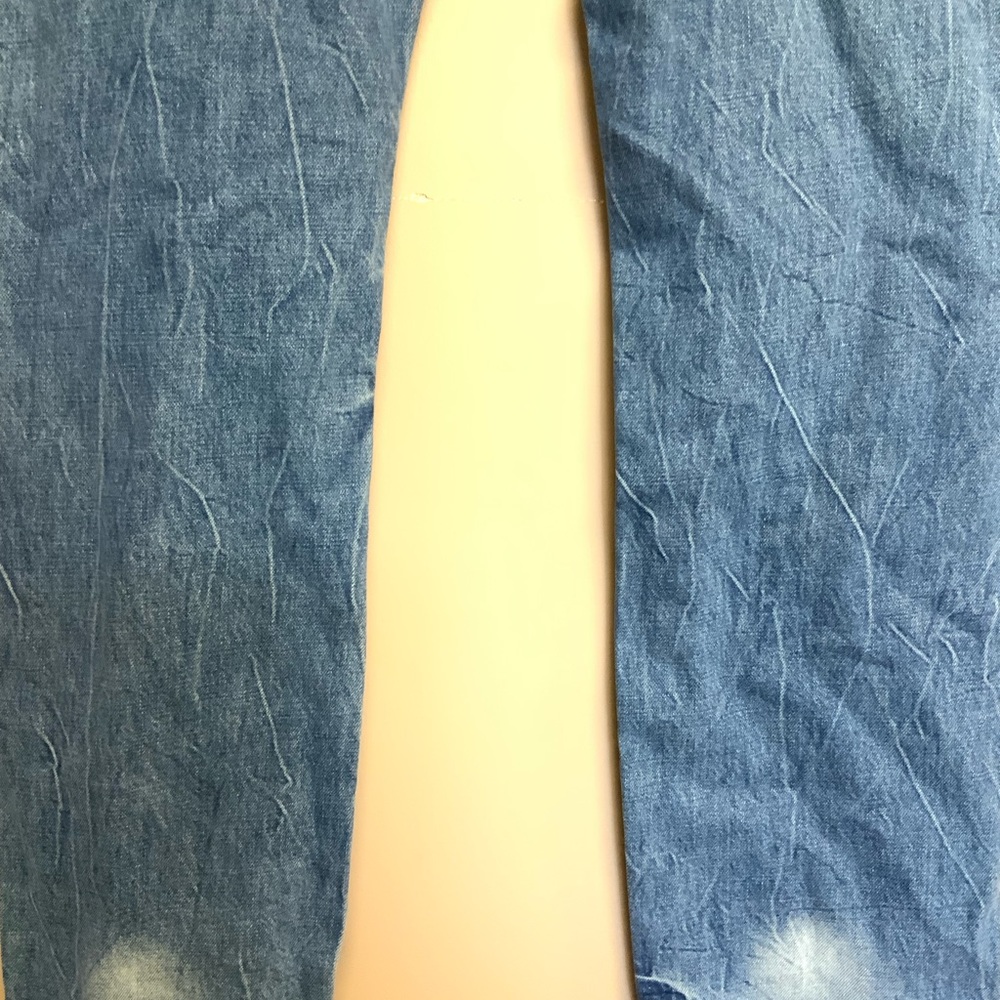 Men's Distressed Blue Jeans - Picture 9 of 12